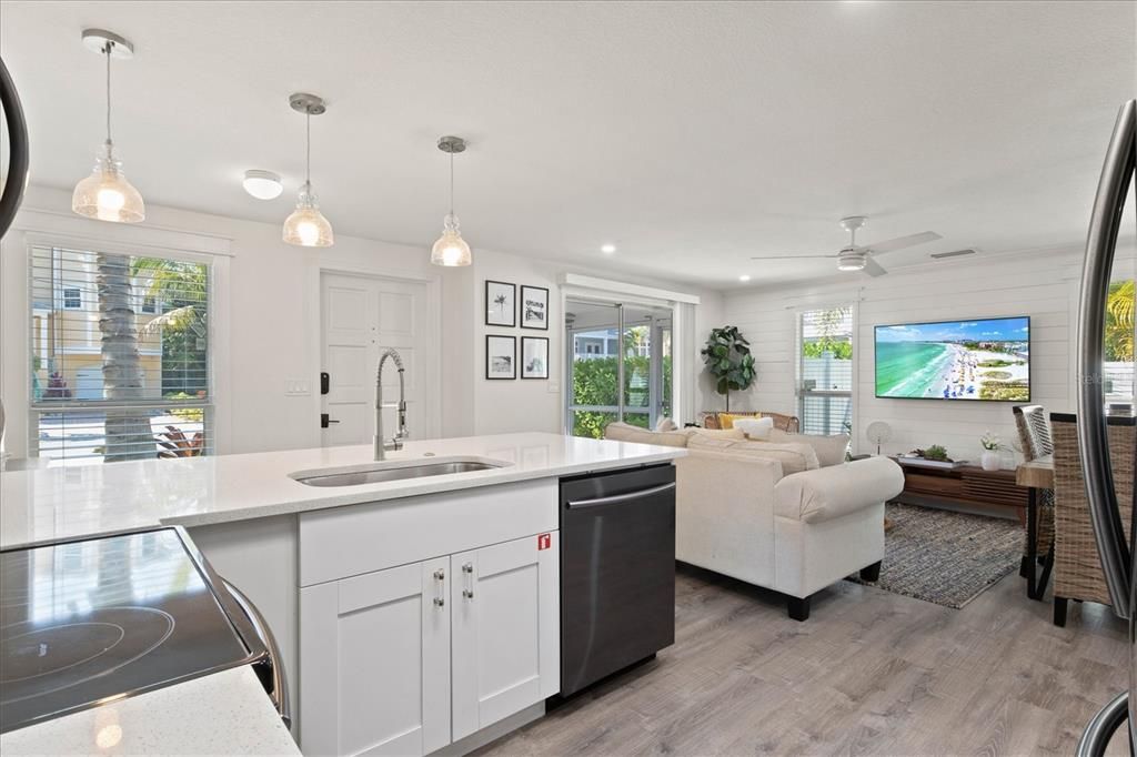 For Sale: $1,500,000 (4 beds, 0 baths, 1676 Square Feet)