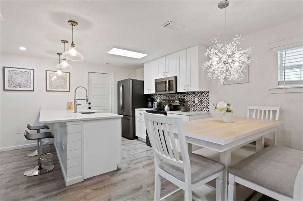 For Sale: $1,500,000 (4 beds, 0 baths, 1676 Square Feet)