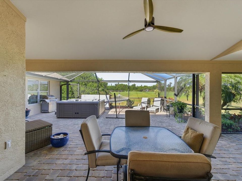 Active With Contract: $349,900 (3 beds, 2 baths, 2012 Square Feet)