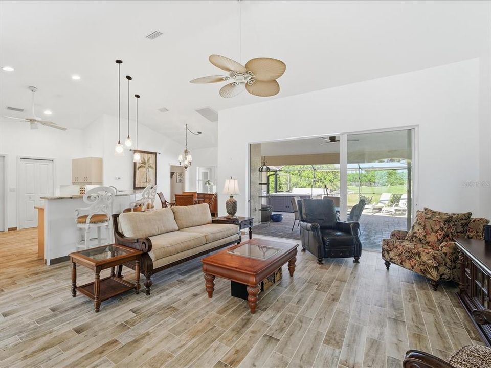 Active With Contract: $349,900 (3 beds, 2 baths, 2012 Square Feet)