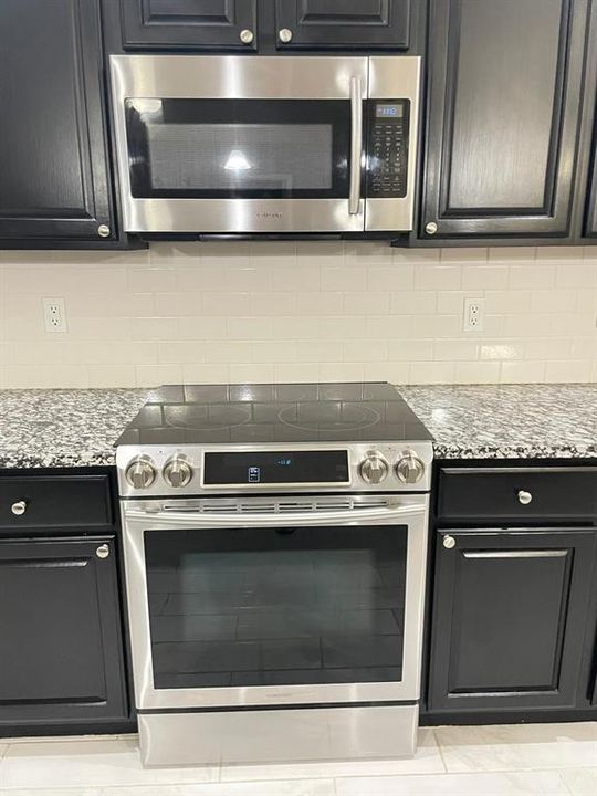 En Renta: $2,500 (4 camas, 2 baños, 1787 Pies cuadrados)