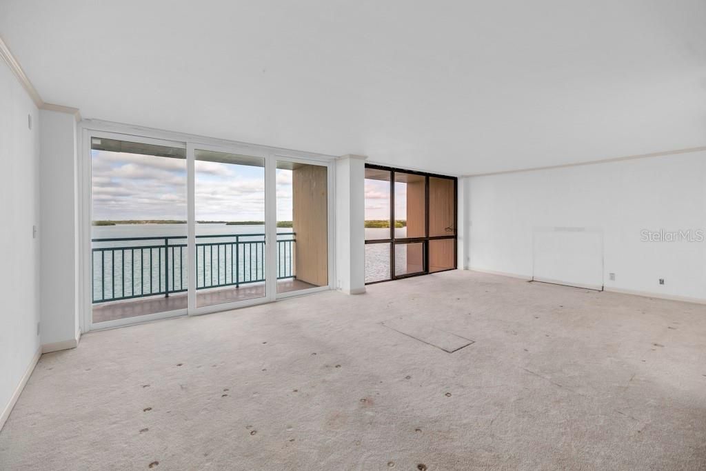 待售: $610,000 (2 贝兹, 3 浴室, 2090 平方英尺)