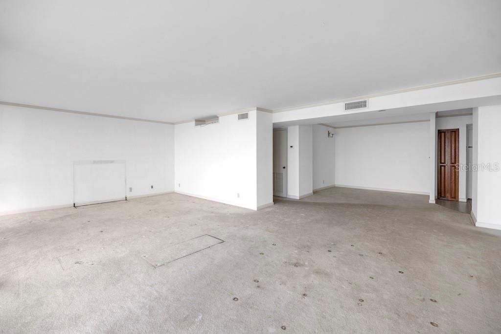 待售: $610,000 (2 贝兹, 3 浴室, 2090 平方英尺)