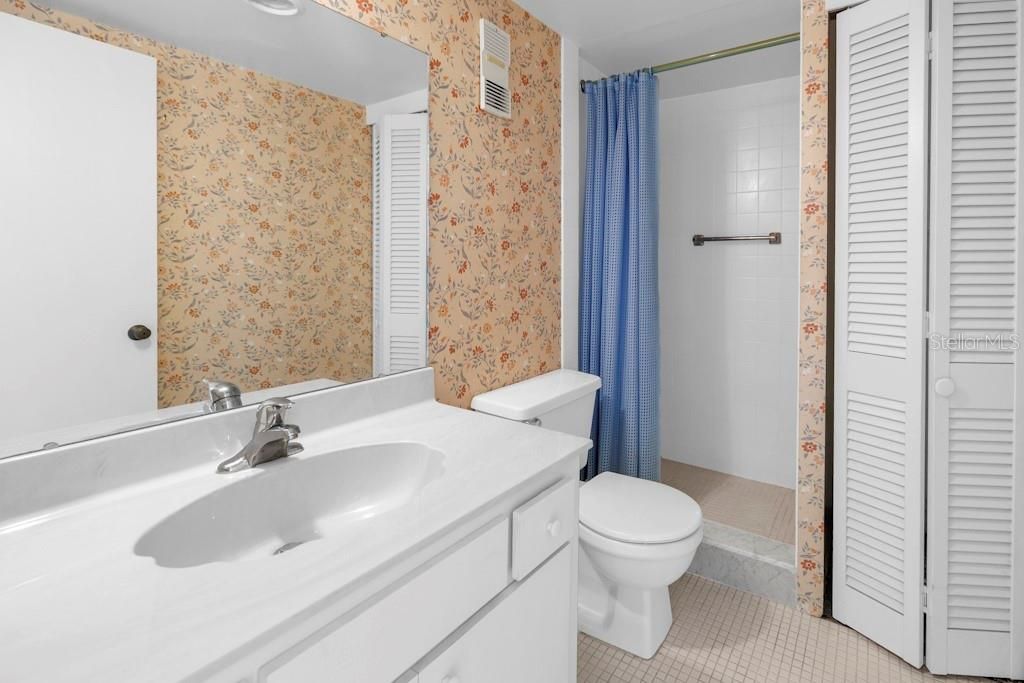 待售: $610,000 (2 贝兹, 3 浴室, 2090 平方英尺)