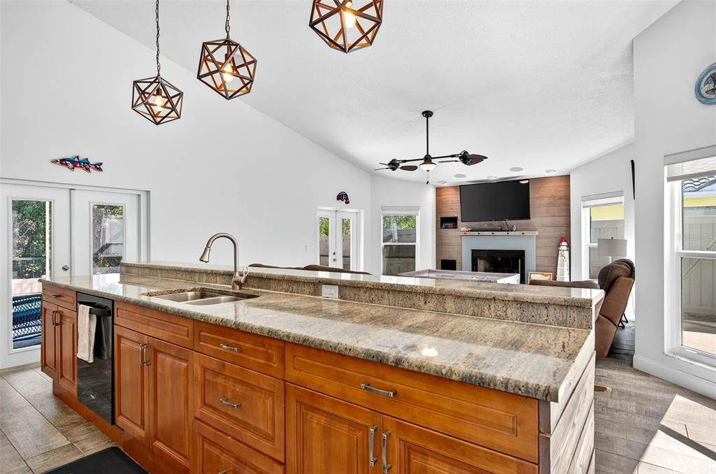 For Sale: $799,000 (4 beds, 3 baths, 2078 Square Feet)