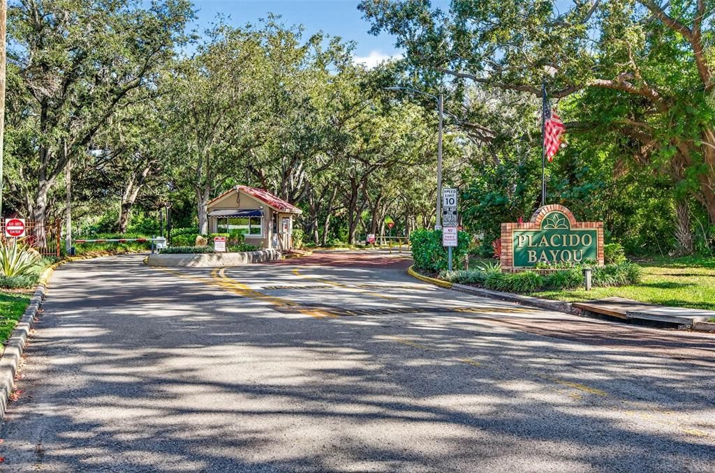 For Sale: $799,000 (4 beds, 3 baths, 2078 Square Feet)