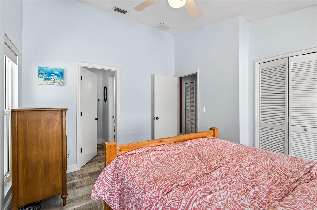 For Sale: $799,000 (4 beds, 3 baths, 2078 Square Feet)