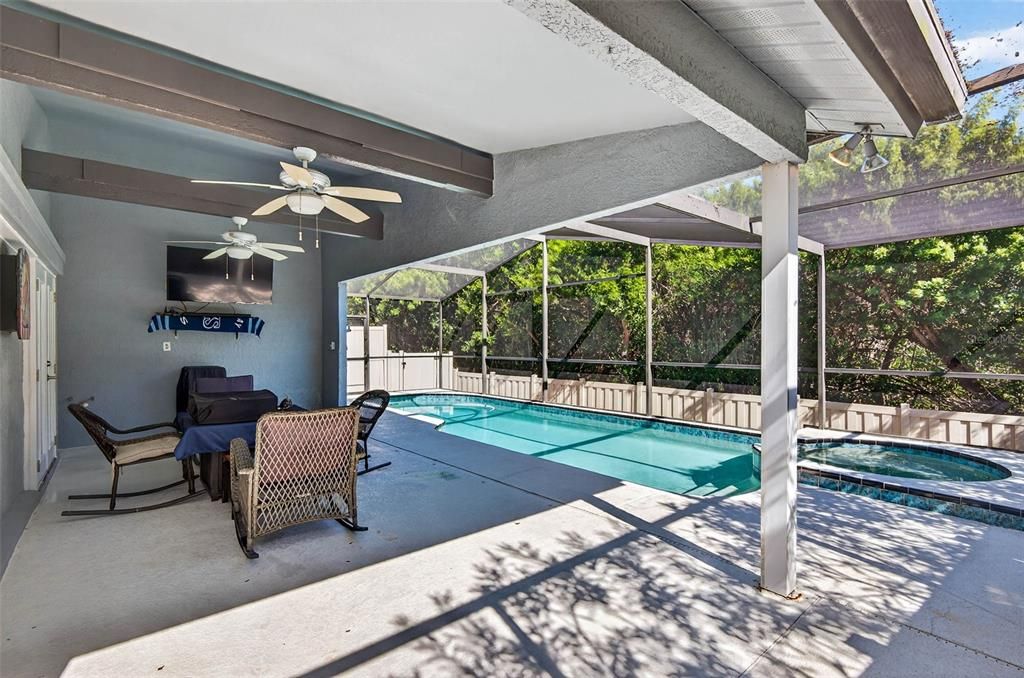 For Sale: $799,000 (4 beds, 3 baths, 2078 Square Feet)