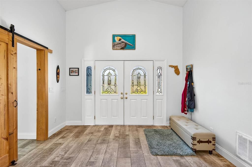 For Sale: $799,000 (4 beds, 3 baths, 2078 Square Feet)