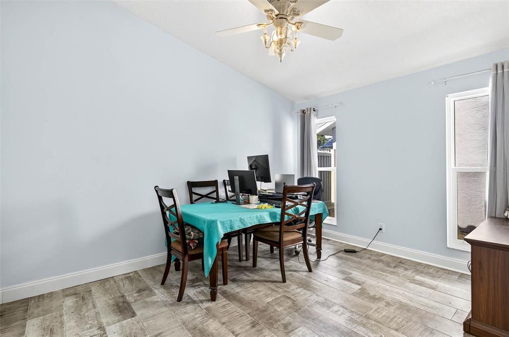 For Sale: $799,000 (4 beds, 3 baths, 2078 Square Feet)