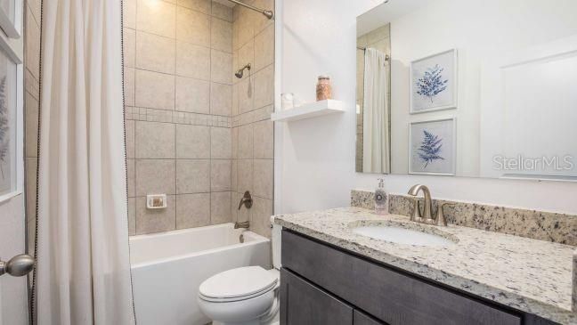 For Sale: $454,900 (3 beds, 2 baths, 1989 Square Feet)