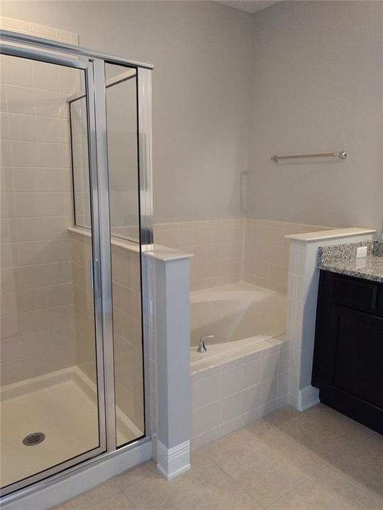 В аренду: $2,450 (3 спален, 3 ванн, 1416 Квадратных фут)