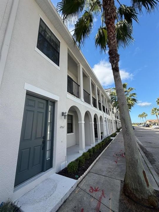 В аренду: $2,450 (3 спален, 3 ванн, 1416 Квадратных фут)