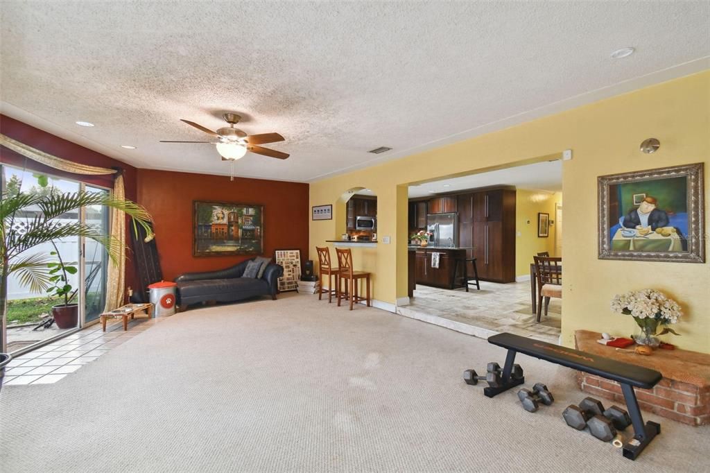 На продажу: $625,000 (3 спален, 2 ванн, 2444 Квадратных фут)