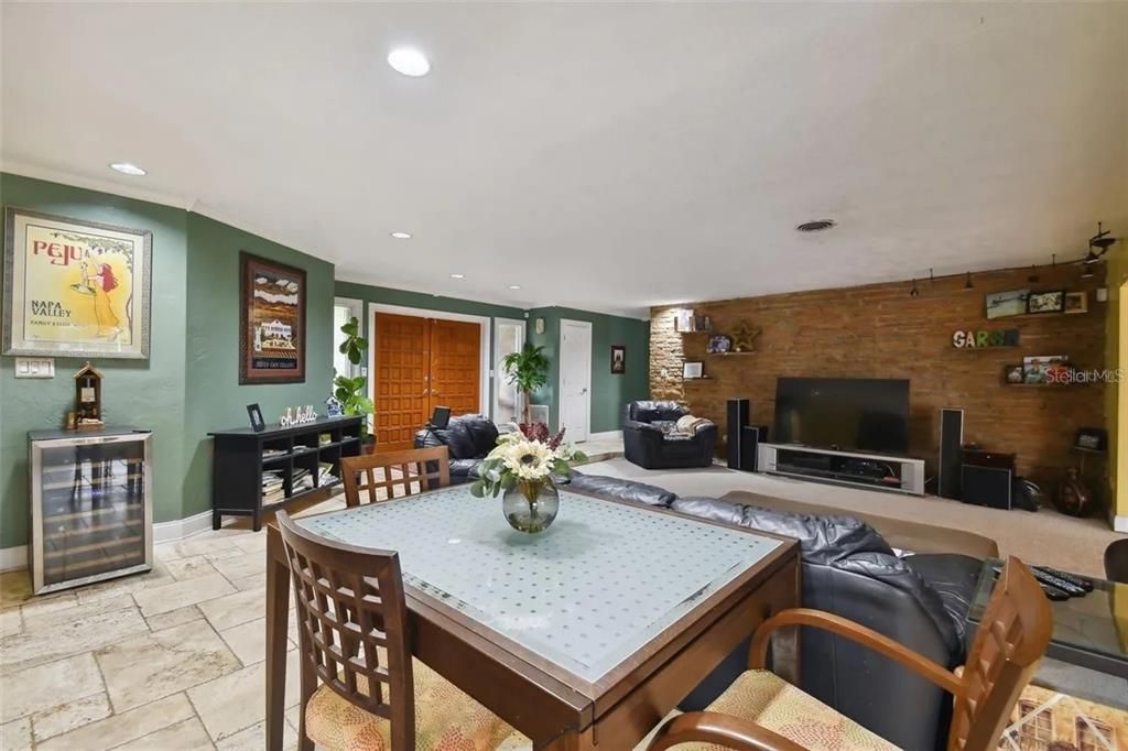 На продажу: $625,000 (3 спален, 2 ванн, 2444 Квадратных фут)