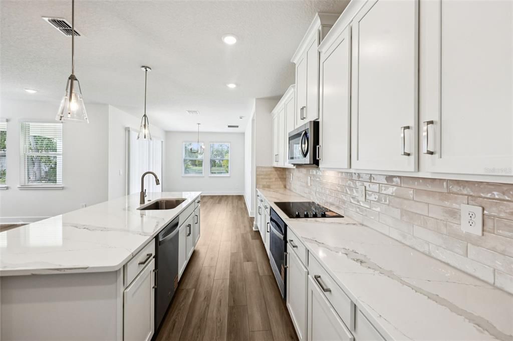 Active With Contract: $393,750 (4 beds, 3 baths, 2190 Square Feet)