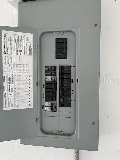 待售: $164,900 (3 贝兹, 1 浴室, 1224 平方英尺)