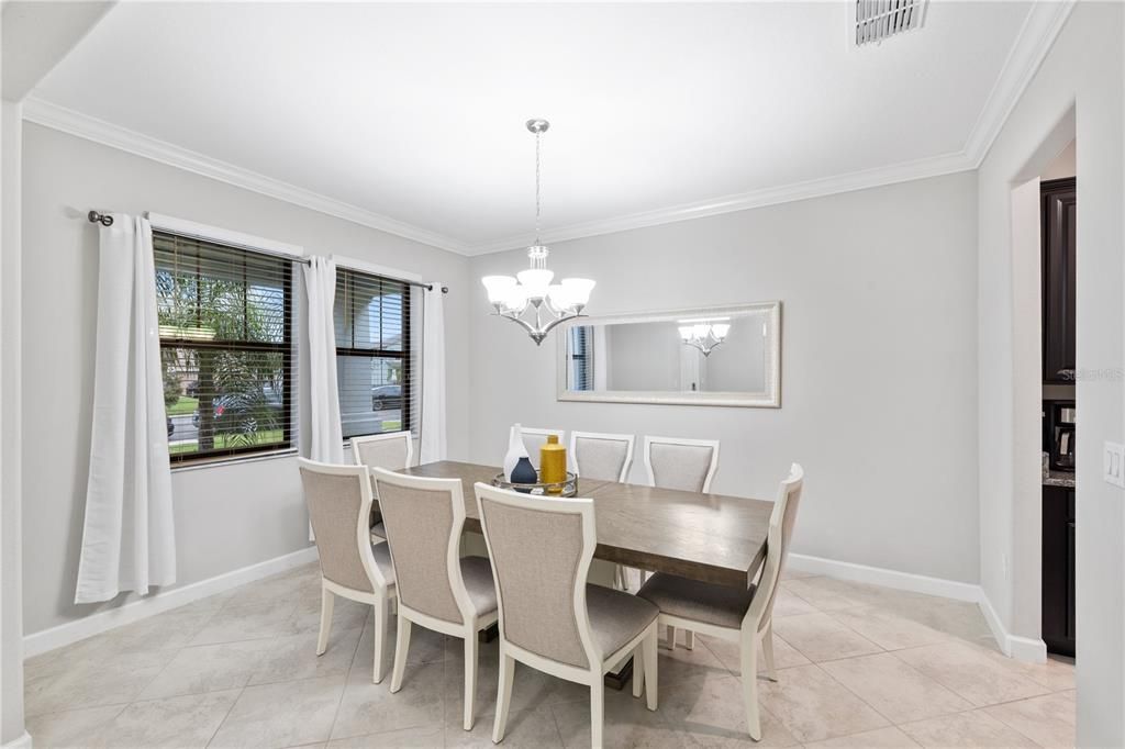 For Sale: $460,000 (4 beds, 2 baths, 3034 Square Feet)