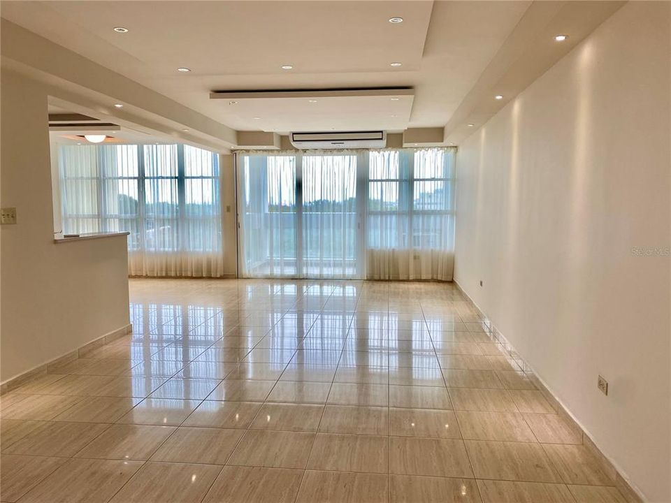 В аренду: $3,200 (3 спален, 2 ванн, 2200 Квадратных фут)