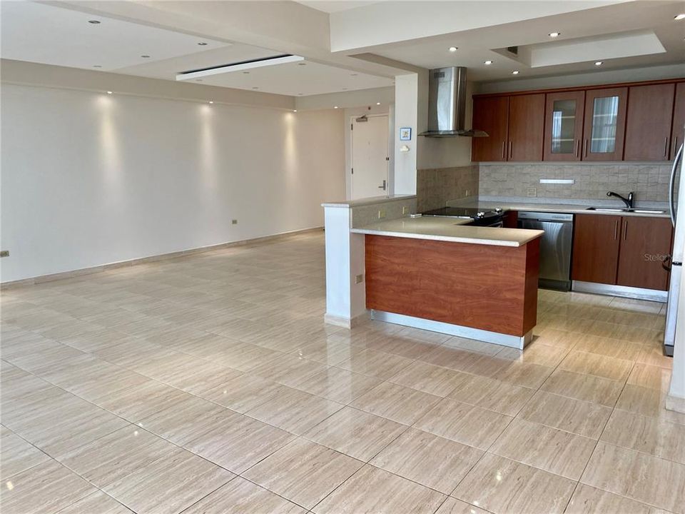 В аренду: $3,200 (3 спален, 2 ванн, 2200 Квадратных фут)