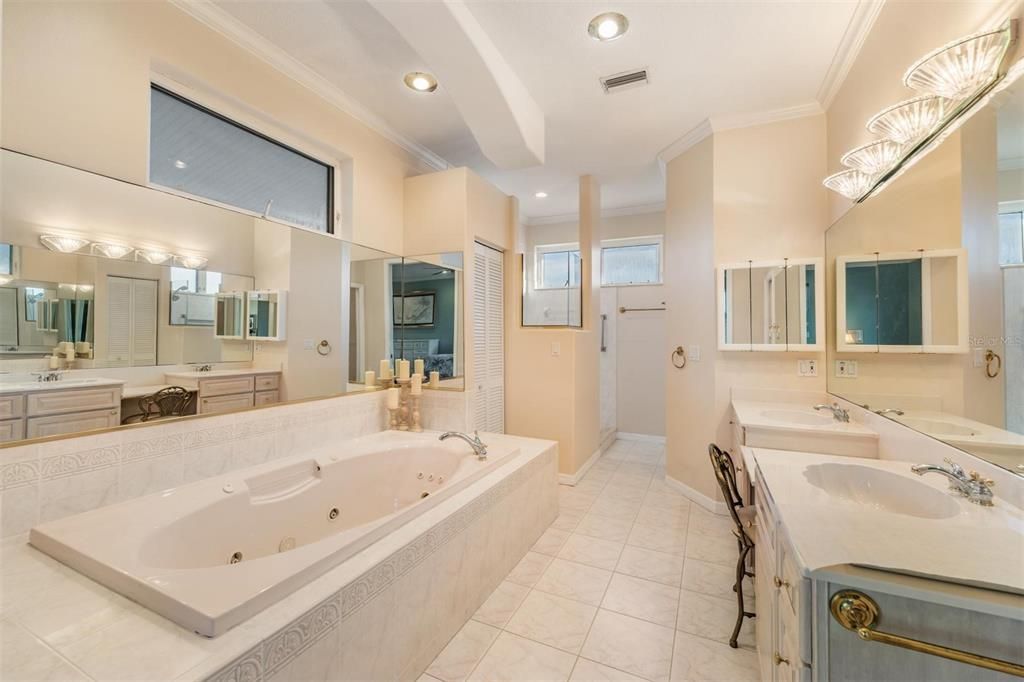 待售: $1,495,000 (4 贝兹, 5 浴室, 3612 平方英尺)