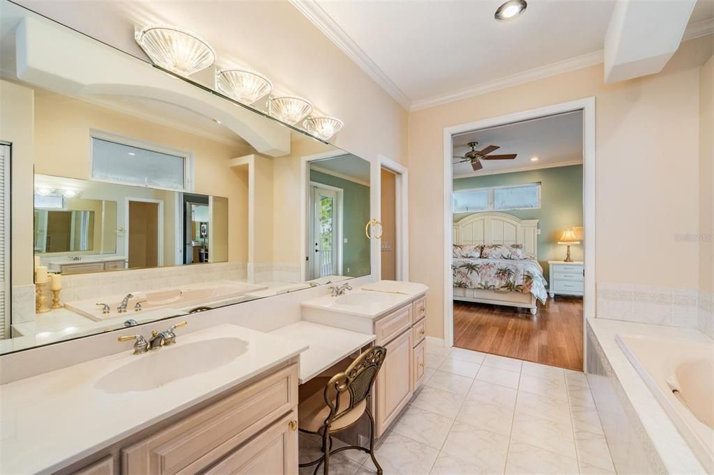 待售: $1,495,000 (4 贝兹, 5 浴室, 3612 平方英尺)