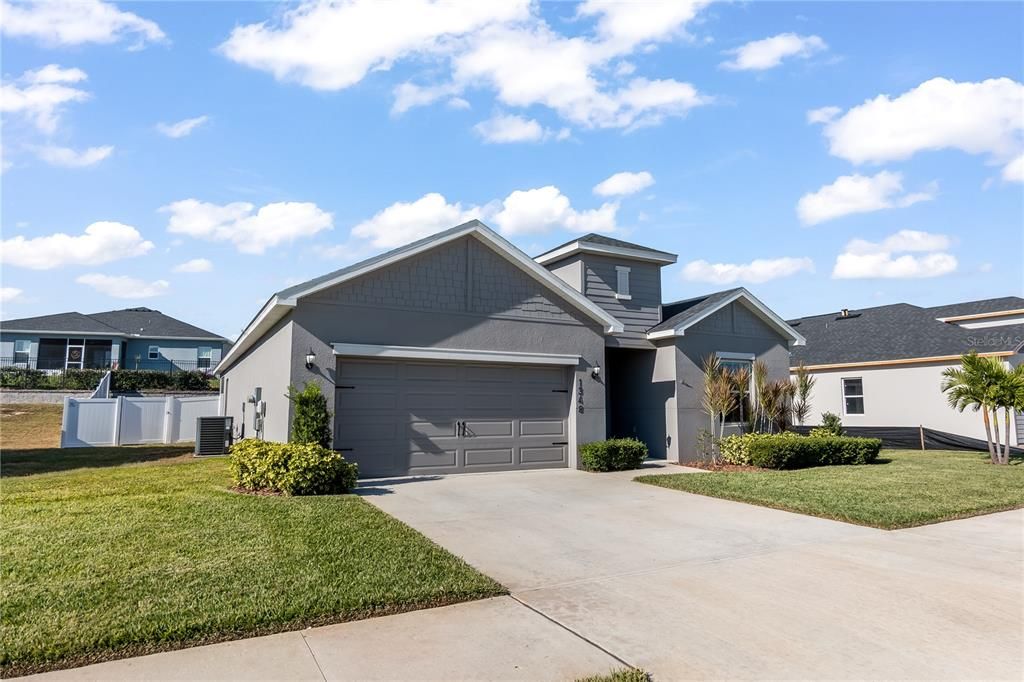 待售: $368,900 (4 贝兹, 2 浴室, 2056 平方英尺)