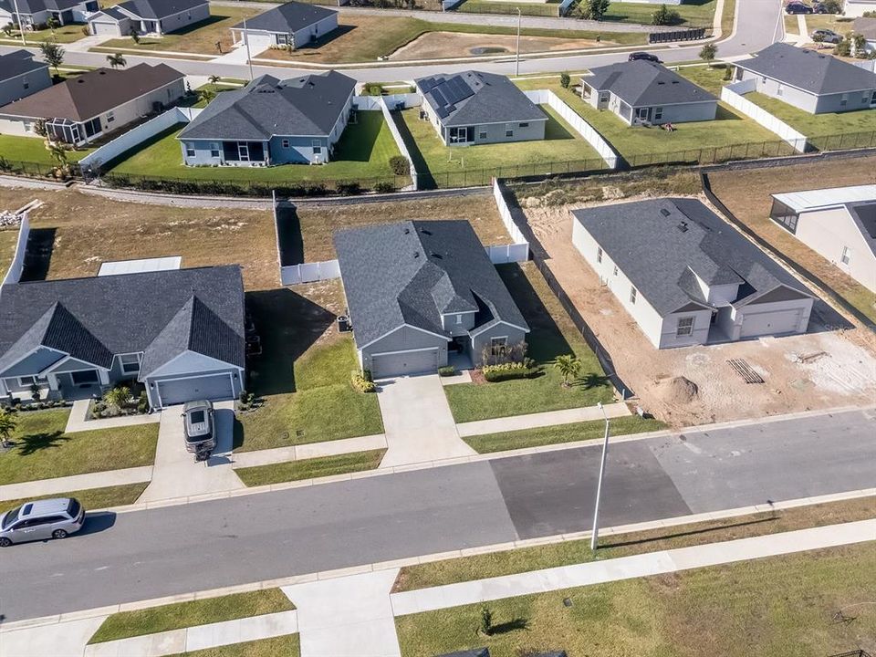 待售: $368,900 (4 贝兹, 2 浴室, 2056 平方英尺)