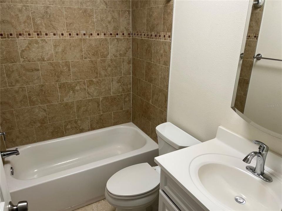 For Rent: $2,100 (2 beds, 2 baths, 1060 Square Feet)