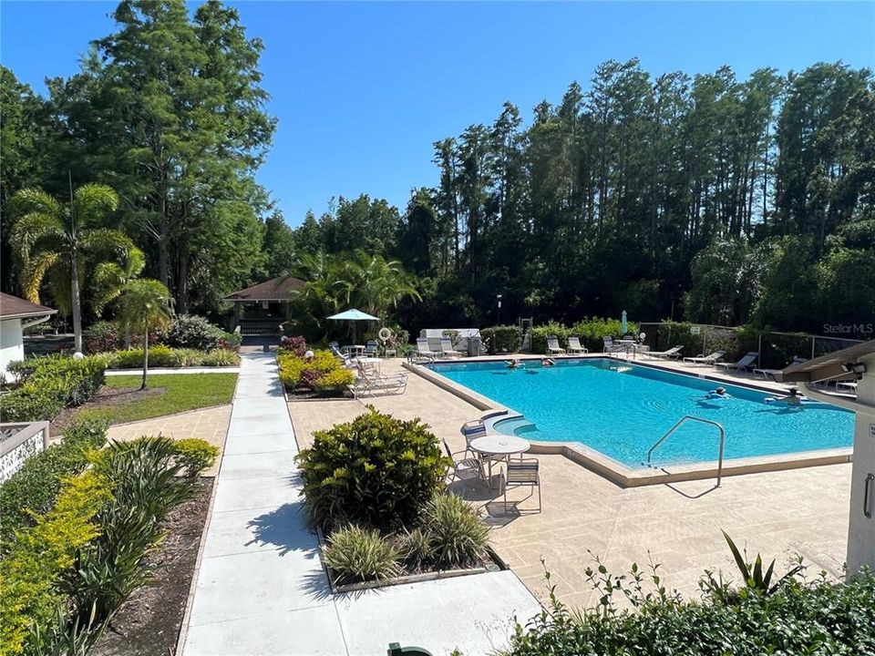 For Rent: $2,100 (2 beds, 2 baths, 1060 Square Feet)