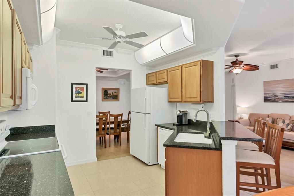 For Sale: $360,000 (2 beds, 2 baths, 1554 Square Feet)