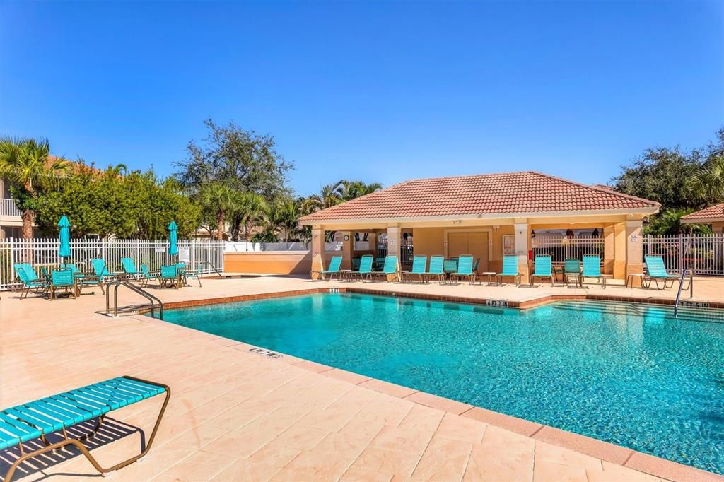 For Sale: $360,000 (2 beds, 2 baths, 1554 Square Feet)