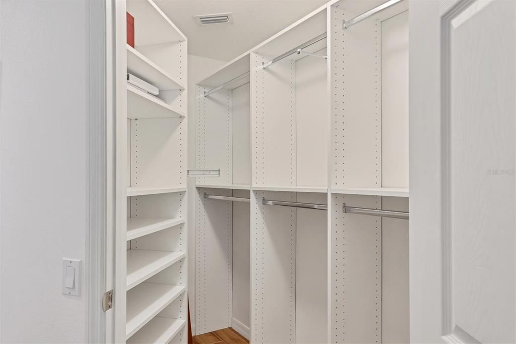 For Sale: $360,000 (2 beds, 2 baths, 1554 Square Feet)