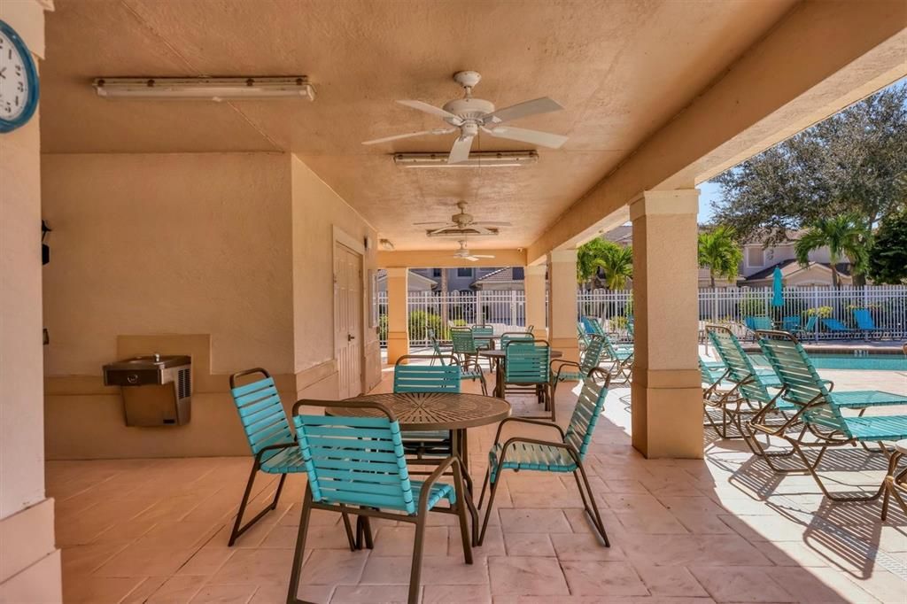 For Sale: $360,000 (2 beds, 2 baths, 1554 Square Feet)