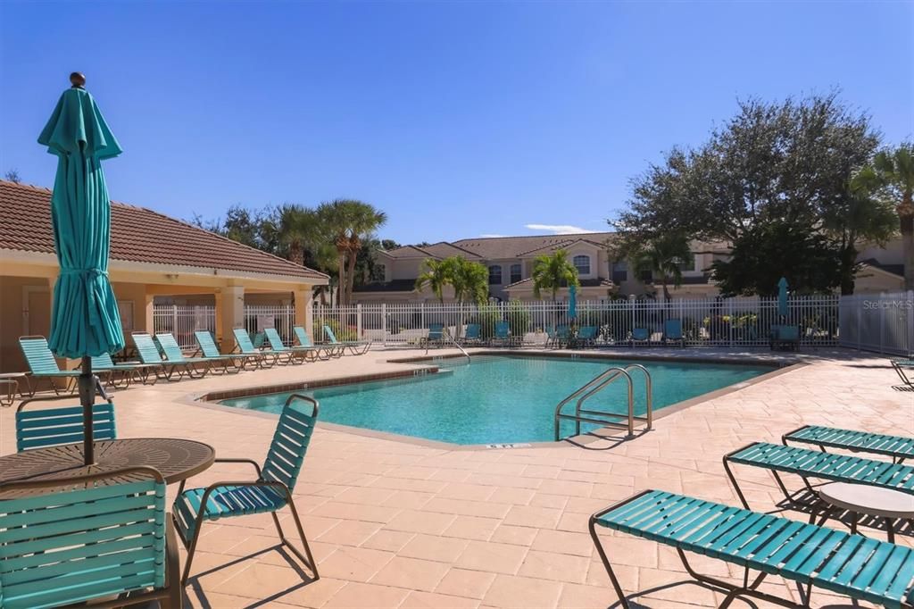 For Sale: $360,000 (2 beds, 2 baths, 1554 Square Feet)