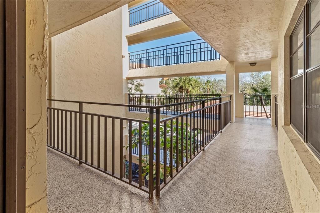 En Renta: $3,595 (2 camas, 2 baños, 1364 Pies cuadrados)