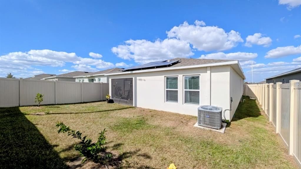 出租: $2,300 (3 贝兹, 2 浴室, 1526 平方英尺)