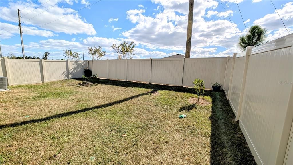 出租: $2,300 (3 贝兹, 2 浴室, 1526 平方英尺)