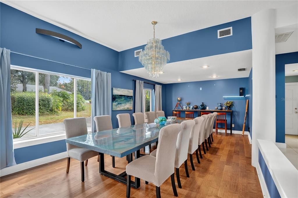 For Sale: $1,250,000 (6 beds, 4 baths, 4225 Square Feet)