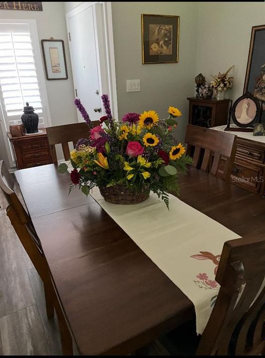 На продажу: $149,400 (1 спален, 1 ванн, 964 Квадратных фут)