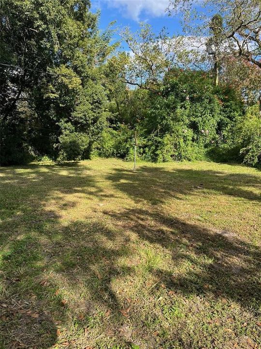 出租: $1,495 (2 贝兹, 1 浴室, 995 平方英尺)