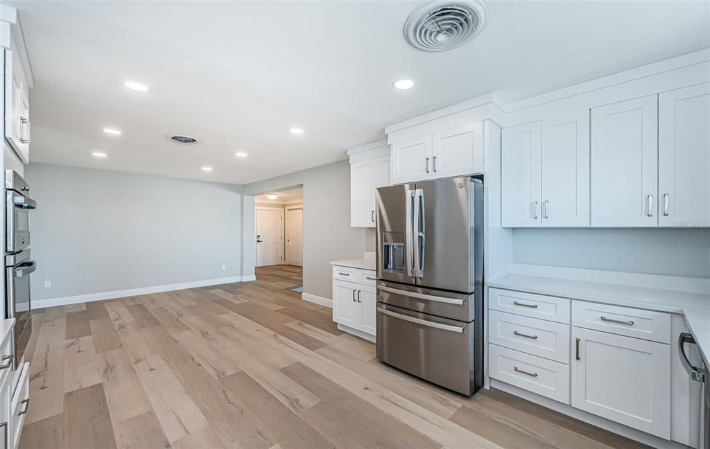 En Renta: $7,500 (4 camas, 3 baños, 2438 Pies cuadrados)