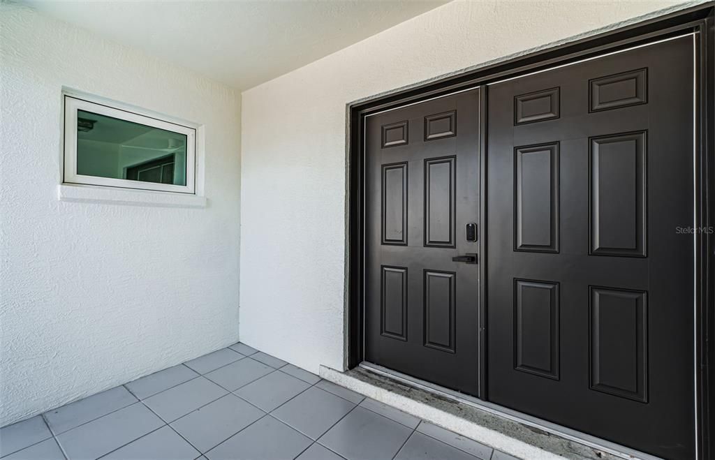 En Renta: $7,500 (4 camas, 3 baños, 2438 Pies cuadrados)