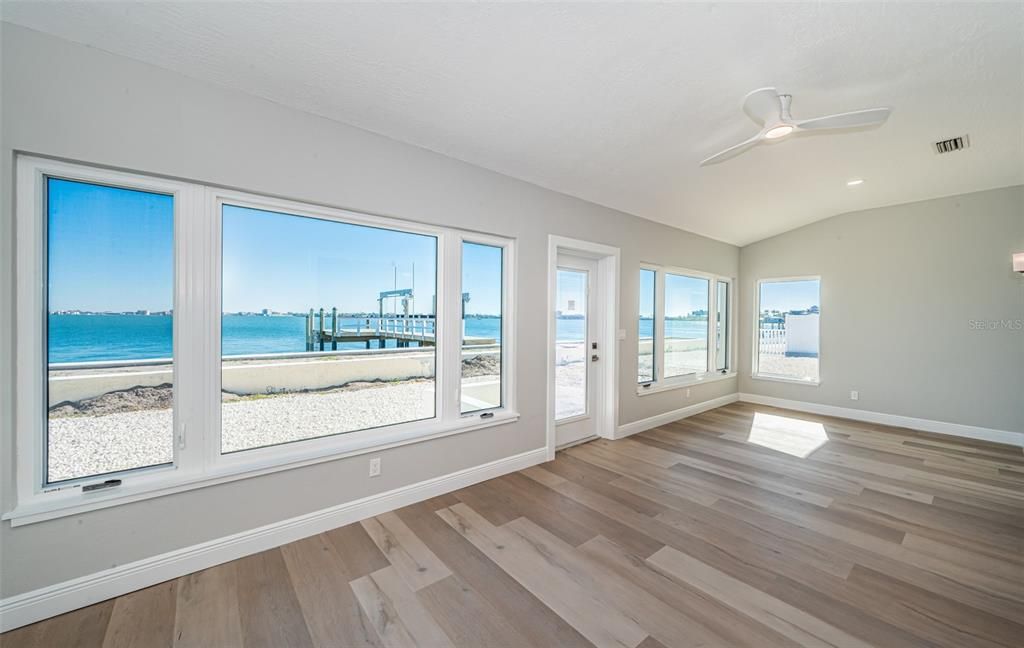 En Renta: $7,500 (4 camas, 3 baños, 2438 Pies cuadrados)