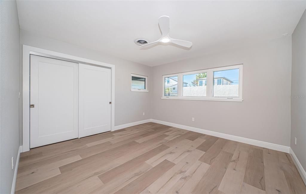 En Renta: $7,500 (4 camas, 3 baños, 2438 Pies cuadrados)