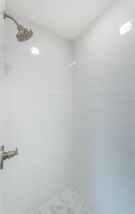 En Renta: $7,500 (4 camas, 3 baños, 2438 Pies cuadrados)