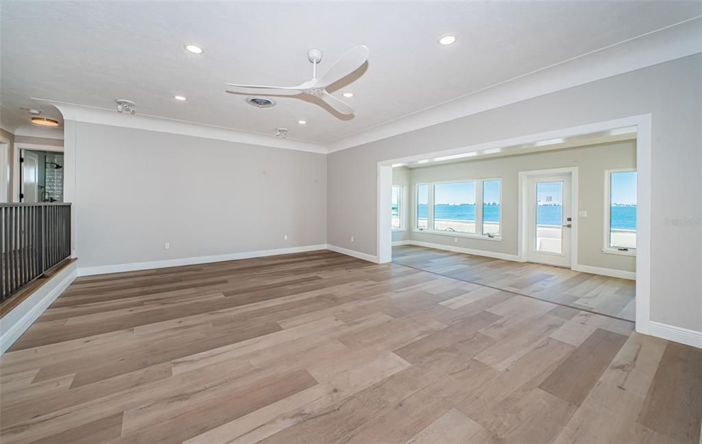 En Renta: $7,500 (4 camas, 3 baños, 2438 Pies cuadrados)