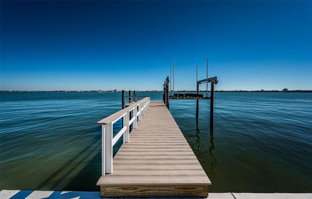 En Renta: $7,500 (4 camas, 3 baños, 2438 Pies cuadrados)