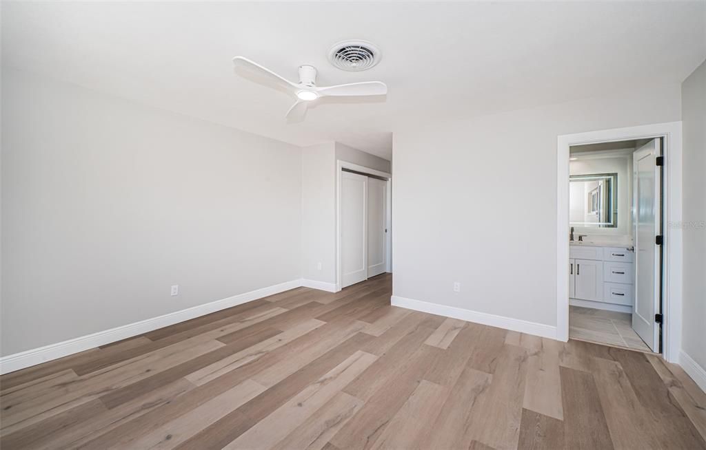 En Renta: $7,500 (4 camas, 3 baños, 2438 Pies cuadrados)