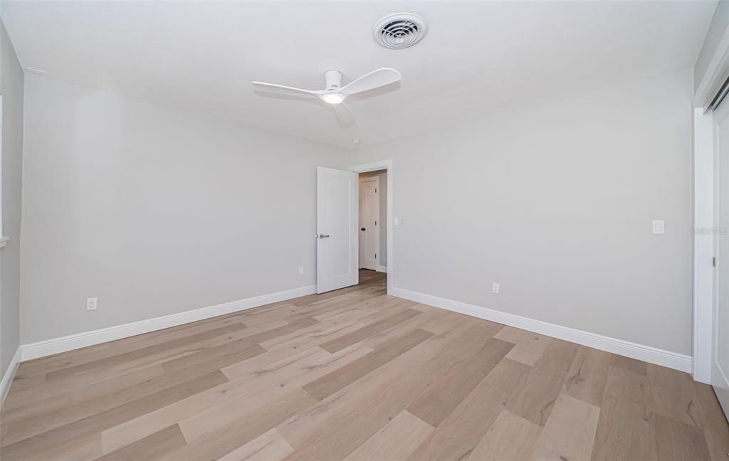 En Renta: $7,500 (4 camas, 3 baños, 2438 Pies cuadrados)